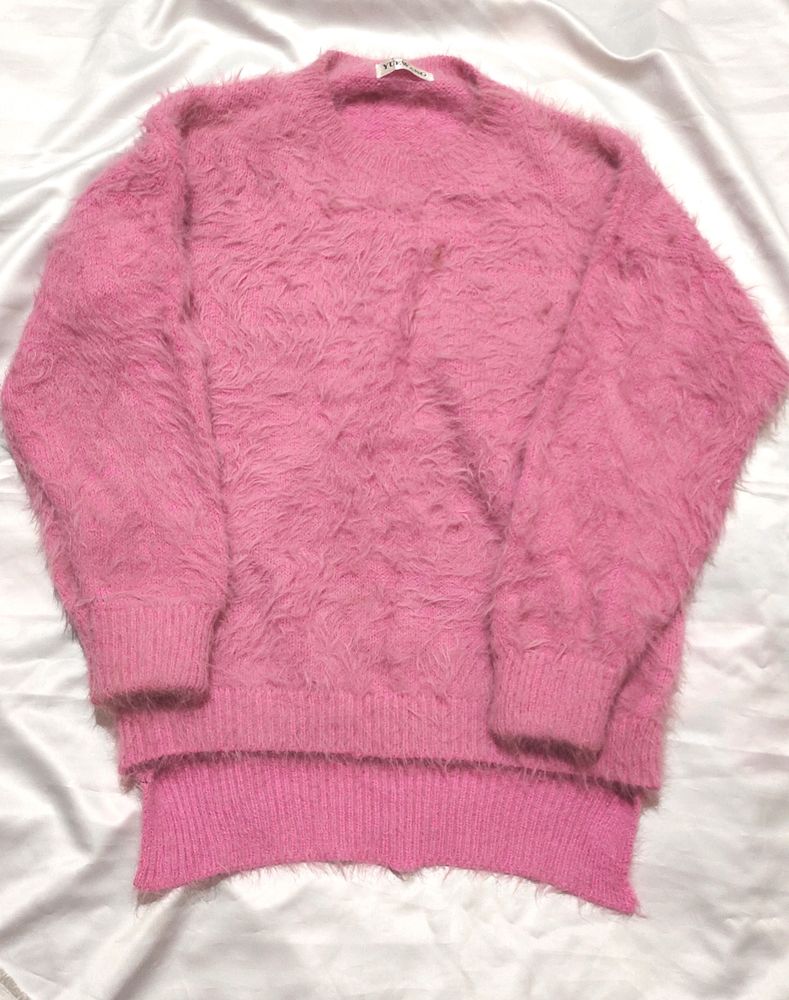 Fuzzy Pullover