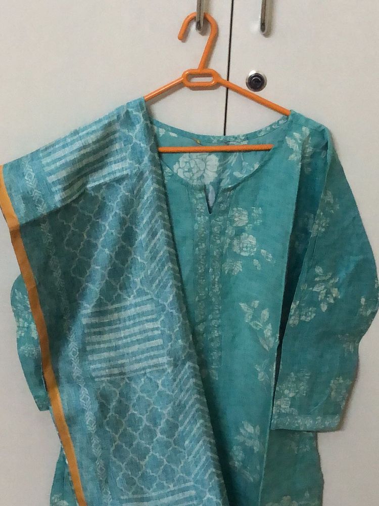 Beautiful Teal Kurta Set