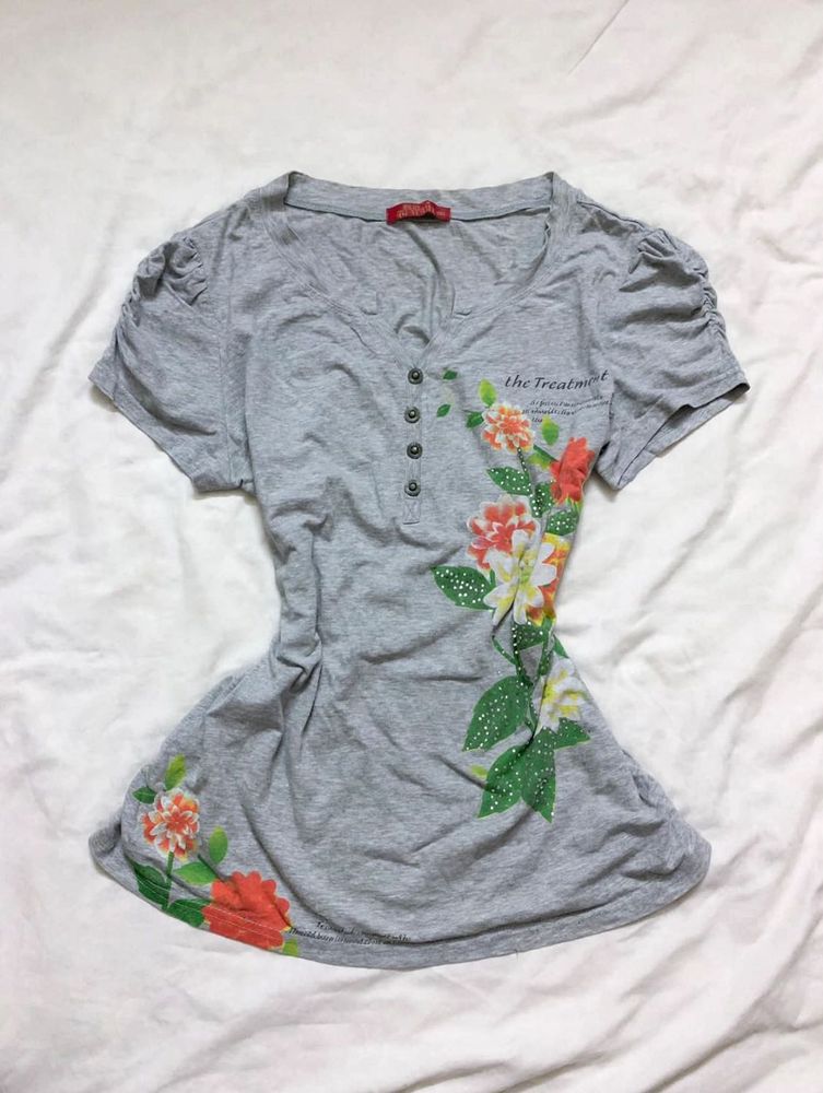 Gray Floral Print Henley Top