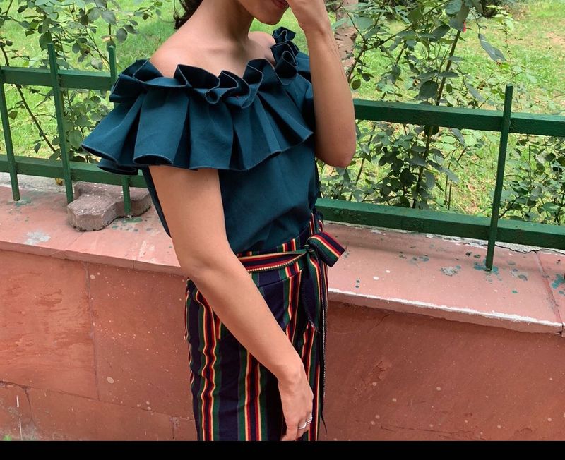 Combo Off Shoulder Bottle Green Top, Culotte