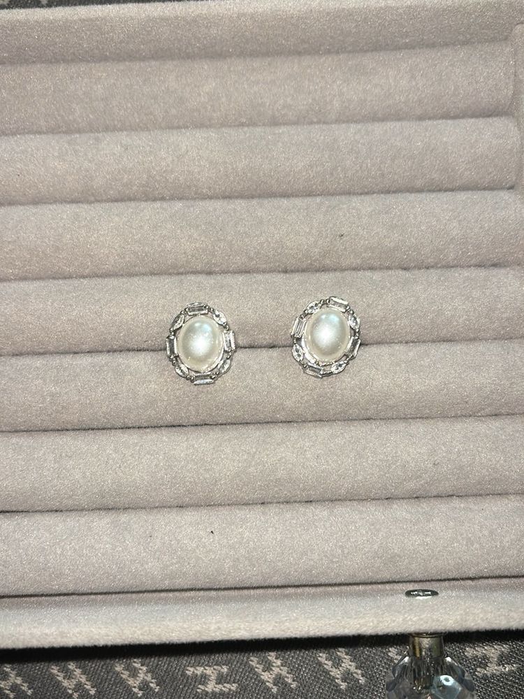 Elegant Pearl Stud Earrings