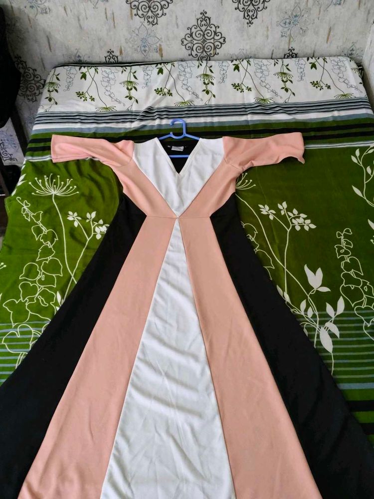 Elegant Color Block Maxi Dress