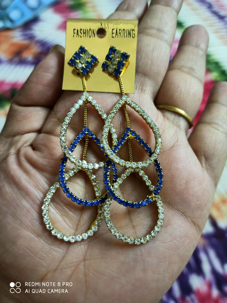 1+1 Traditional Ear Ring Combo In Blue &amp; White