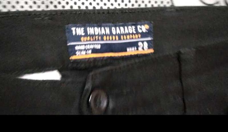 black pant