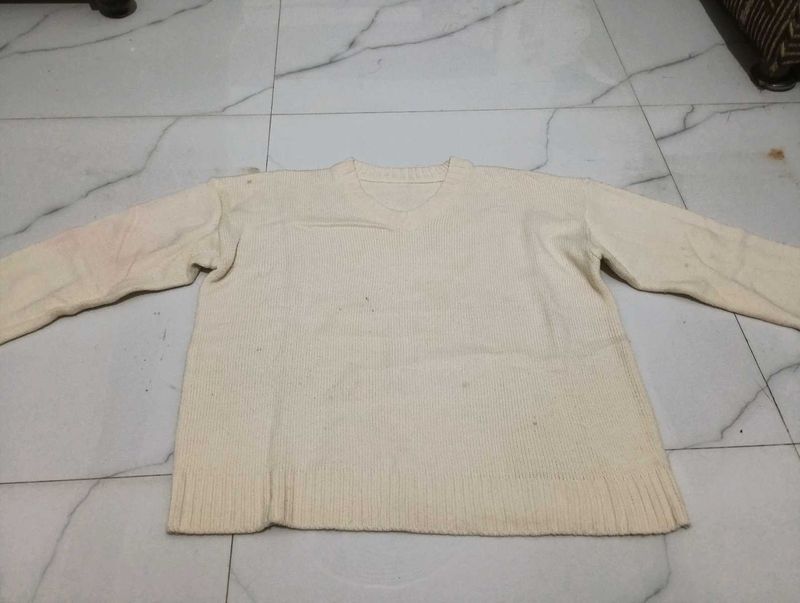 Vintage Cream V-Neck Sweater