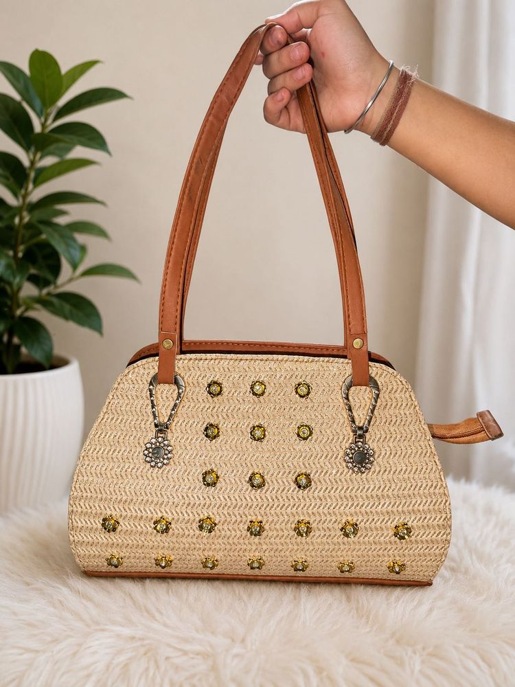 Straw Women Handbag with Embellishments