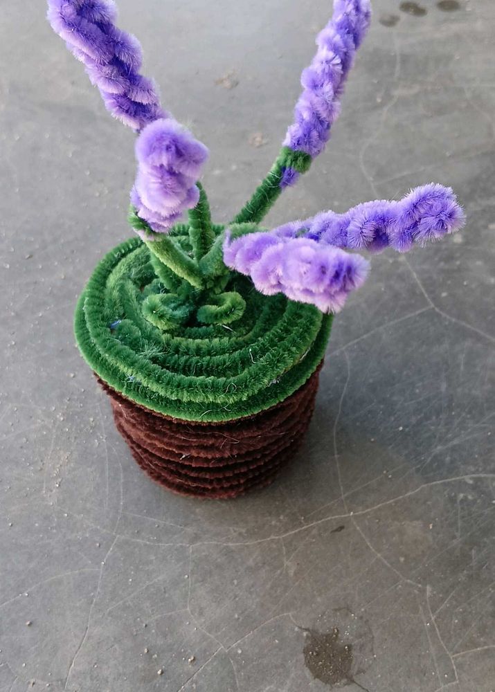 Lavender Pipe Cleaner Flower Pot