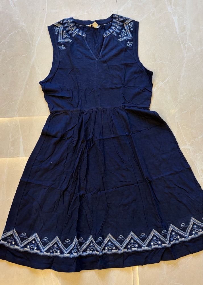 Navy Embroidered Sleeveless Dress
