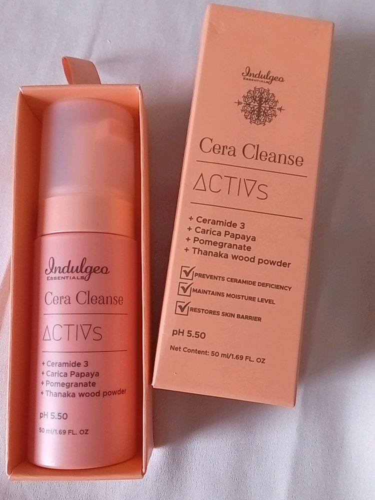 Indulgeo  Cera Cleanse Face Serum