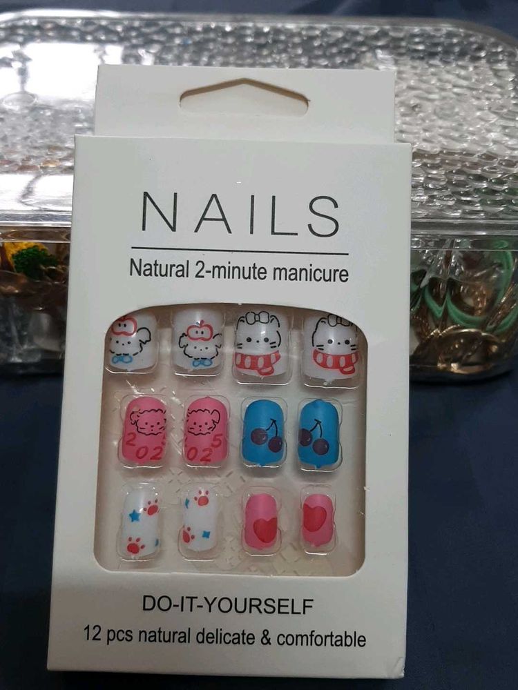 Cute Press-On Nails Set