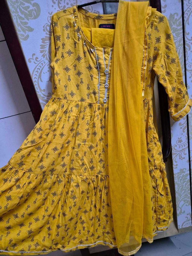Cute Yellow Girls Kurta Set