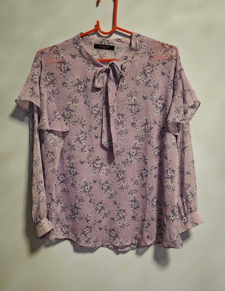 Chic Floral Print Blouse