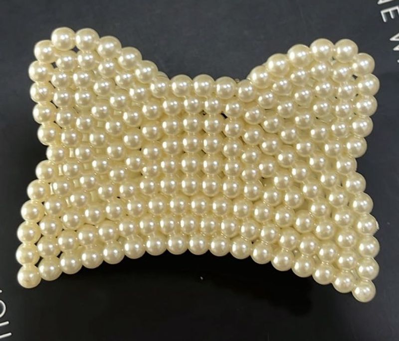 Elegant Pearl Bow Hair Clip