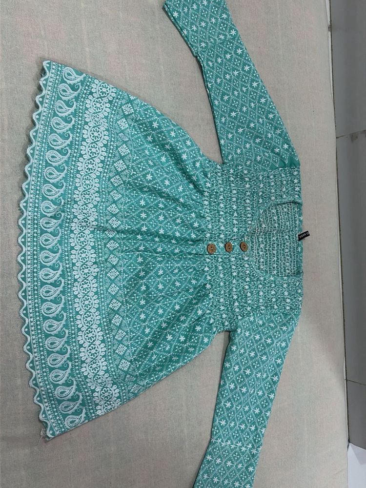Elegant Teal Embroidered Kurta