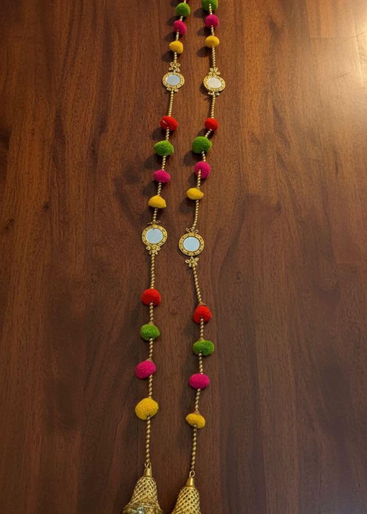 Festive Pom-pom door hanging
