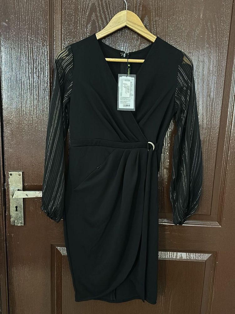 DRESSBERRY Black Wrap Dress
