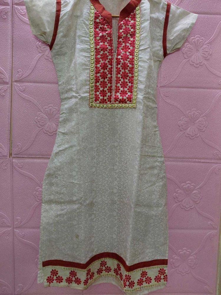 Elegant Embroidered Kurta Combo Offer!