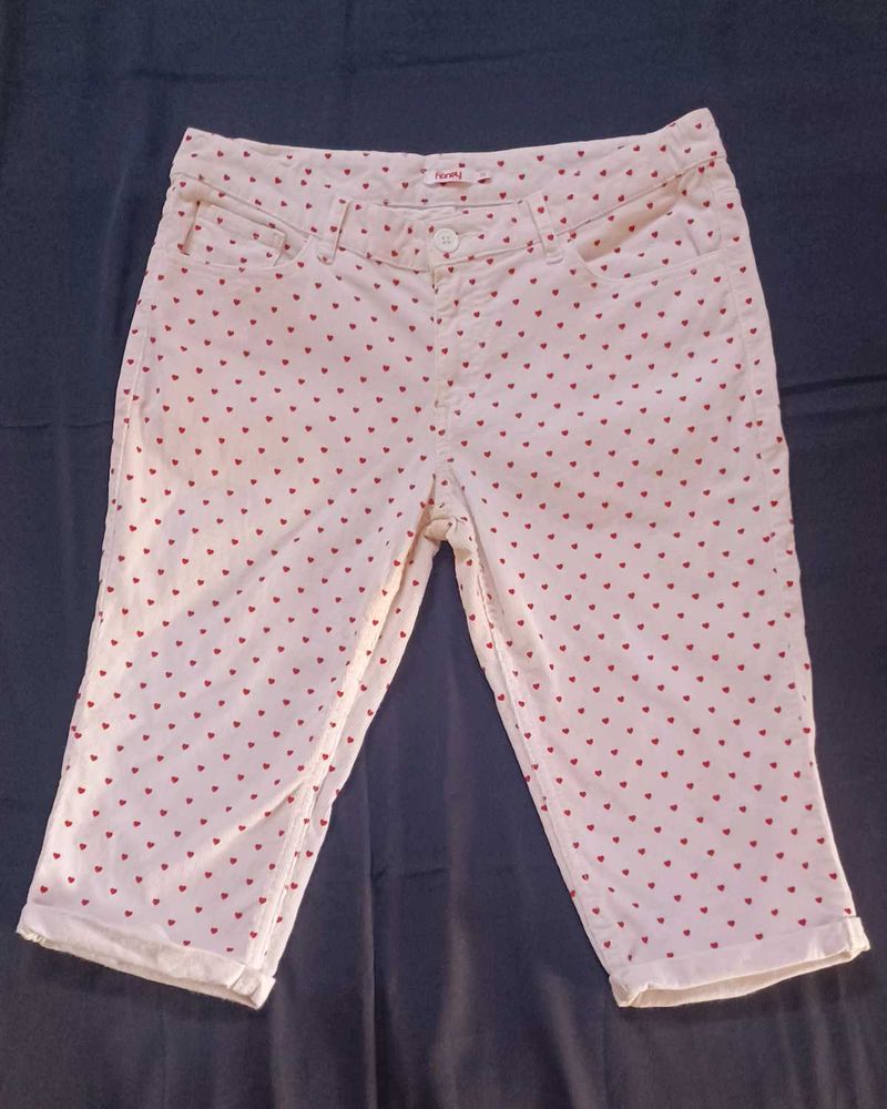 Heart Print Capri Pants