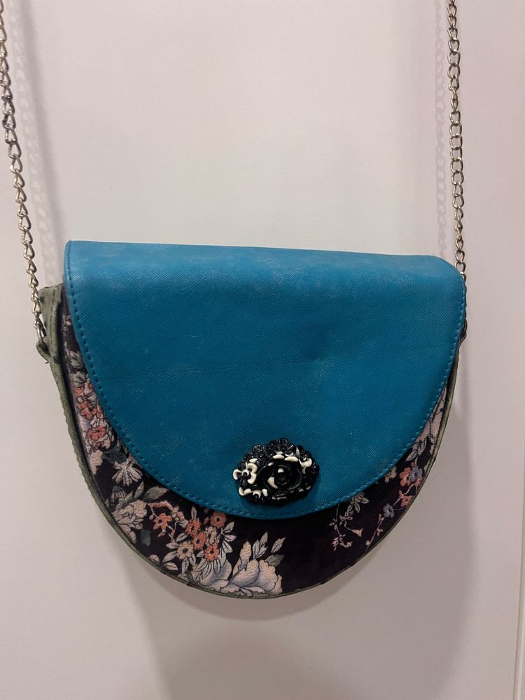 Chic Floral &amp; Teal Crossbody Bag