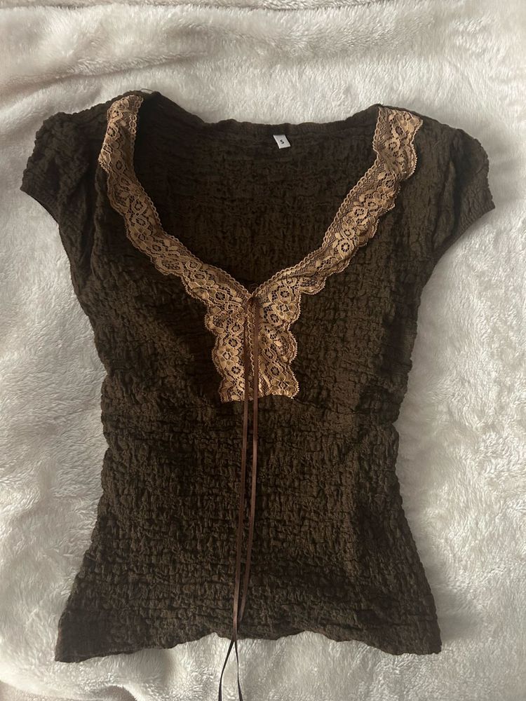 Brown Lace Trimmed Ruched Top