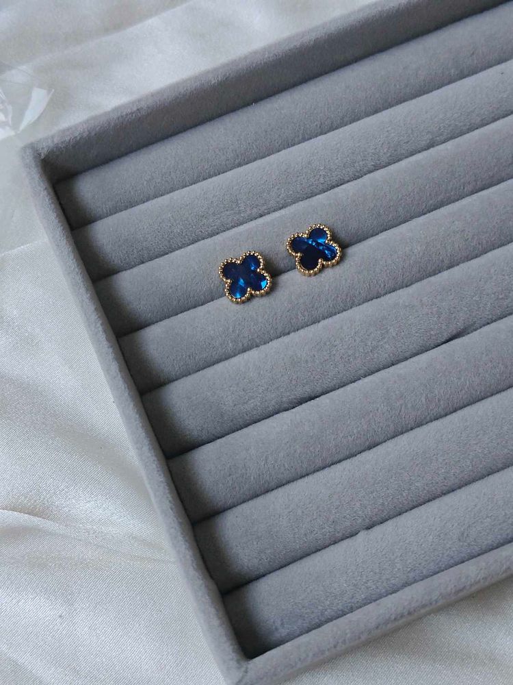Clover Stud Earrings