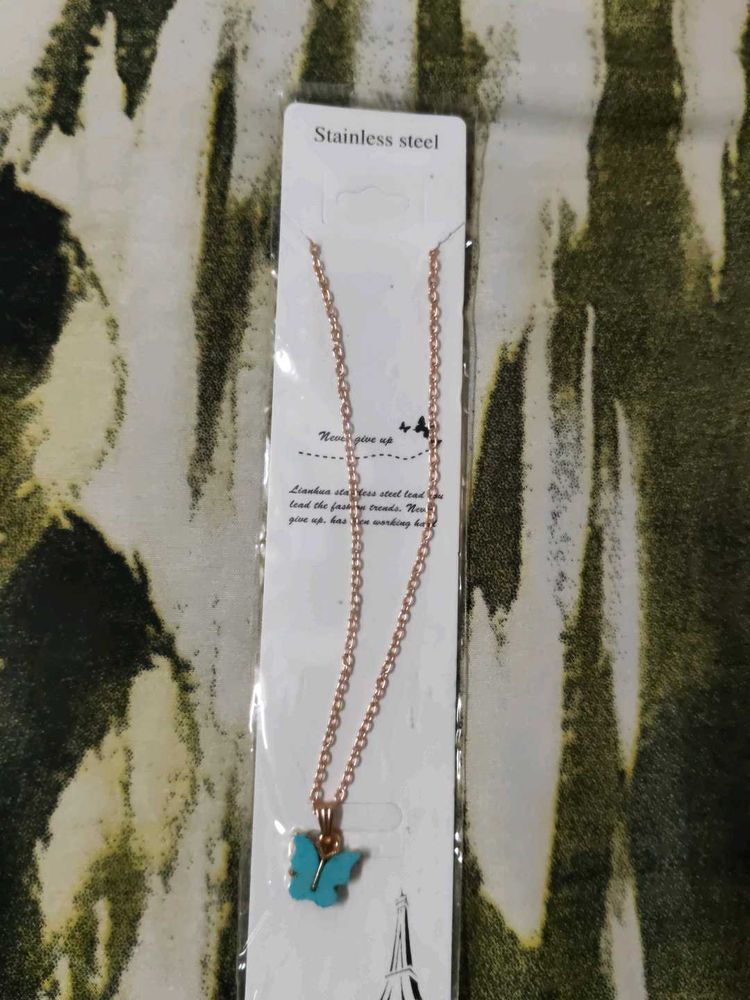 Chic Butterfly Pendant Necklace