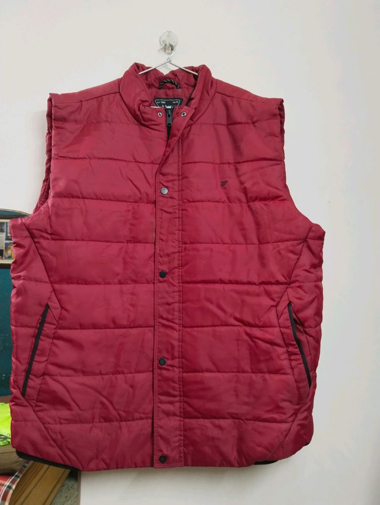 TBASE Puffer Half-sleeved Jacket