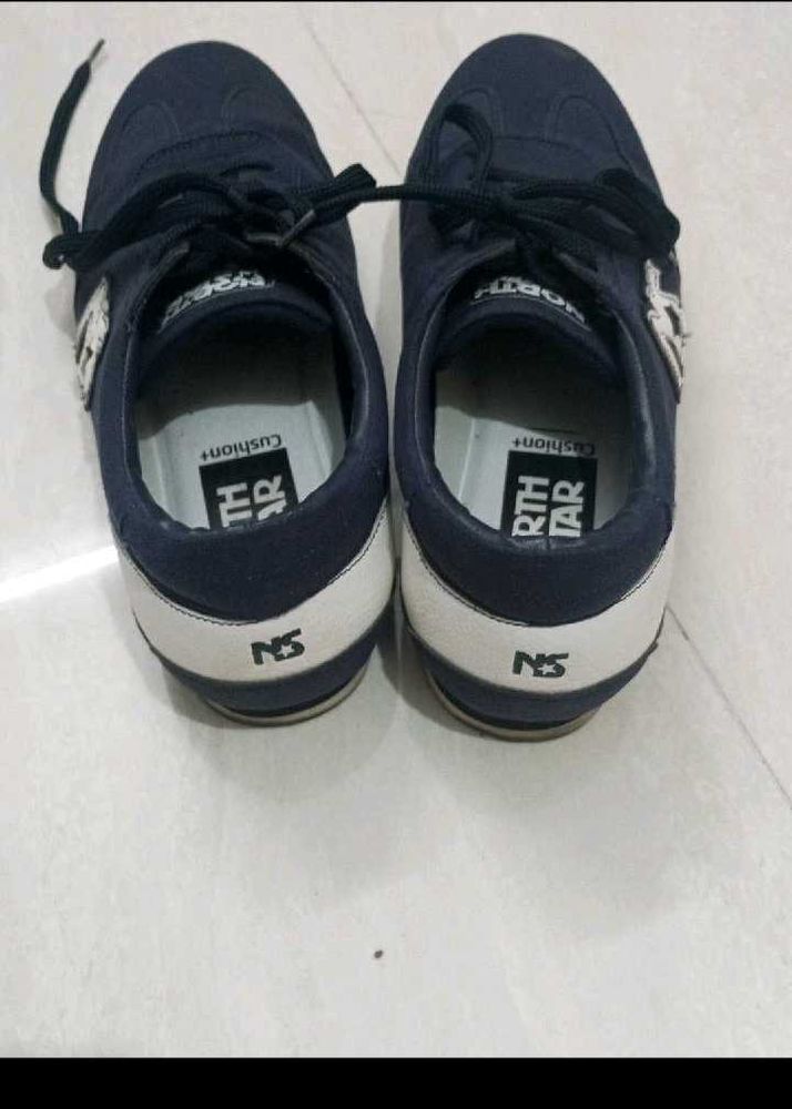 Men's Navy Casual Sneakers