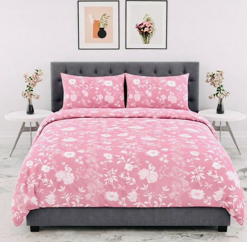 Pink Floral Double bedsheet Set