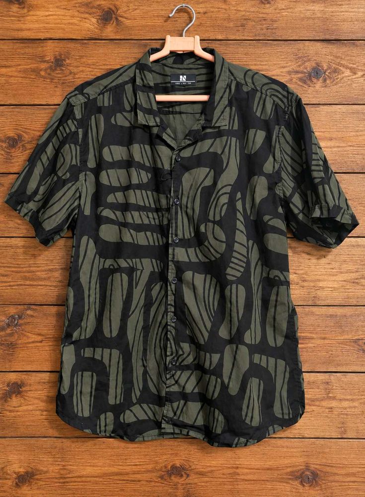 HERE&amp;NOW Men's Green &amp; Black Abstract Printed Casu