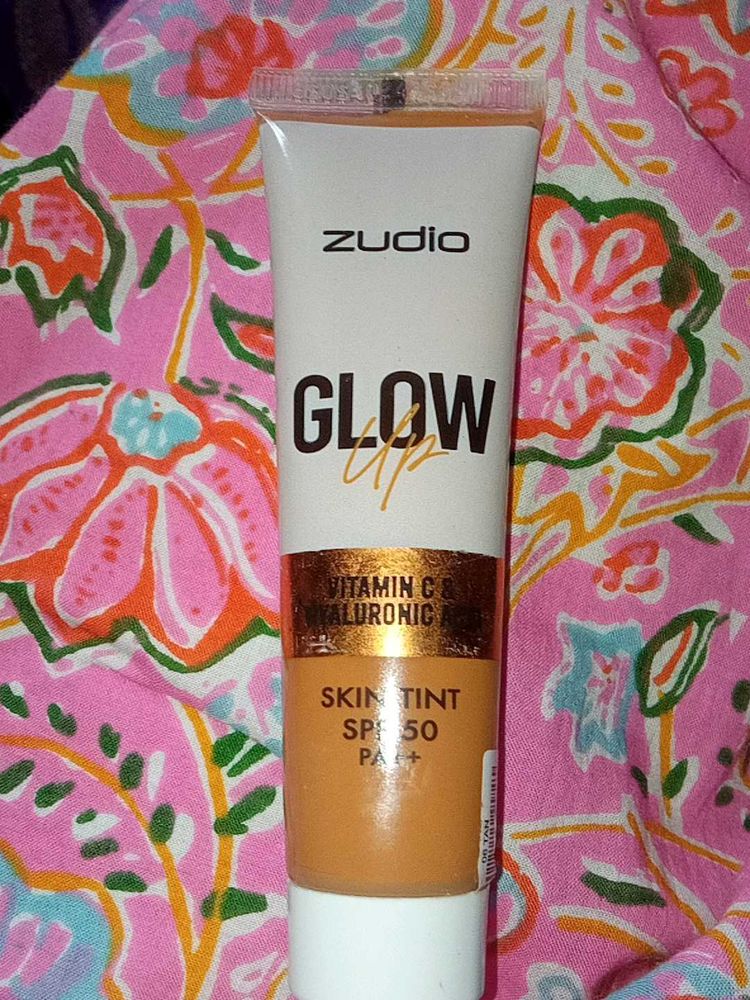 Zudio Glow Up Skin Tint SPF 50