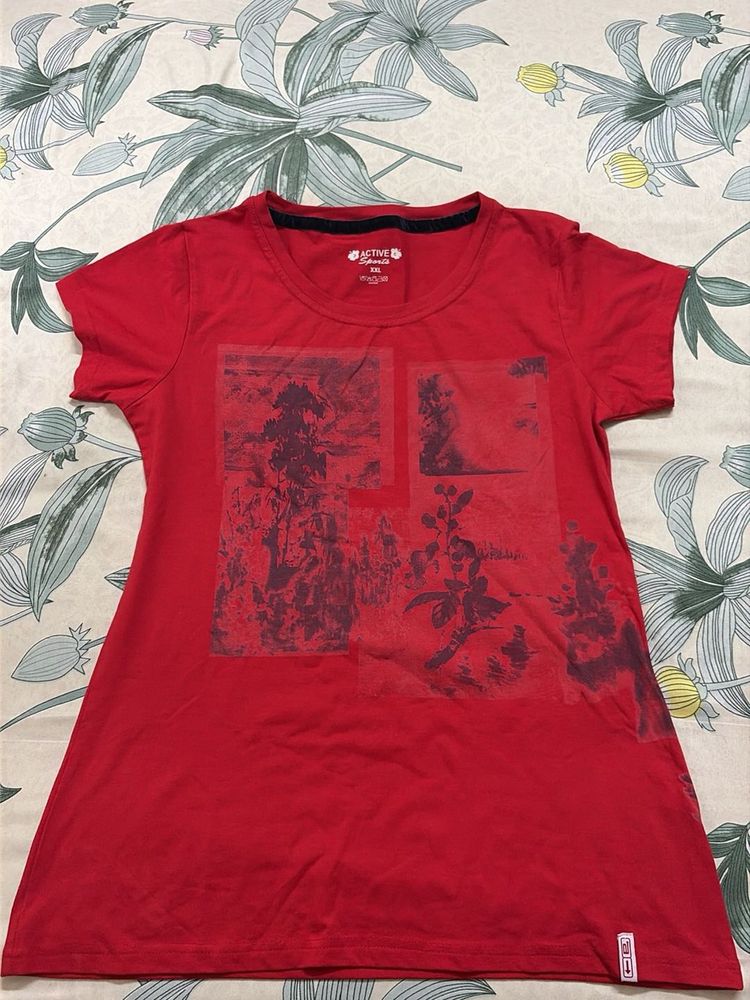 Soft material Red Graphic Print T-Shirt
