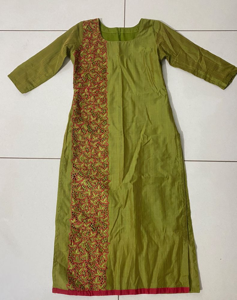 Green Kruti With Patch Work