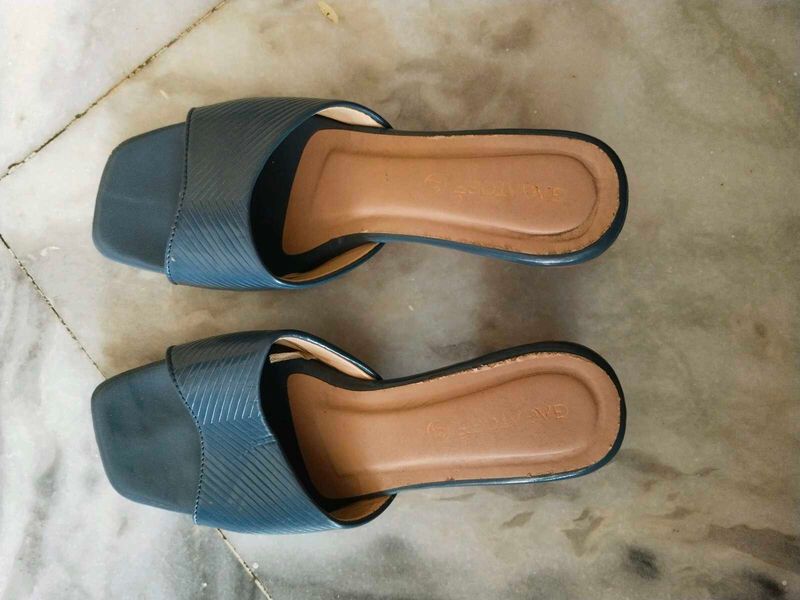 Blue Square-Toe Slides