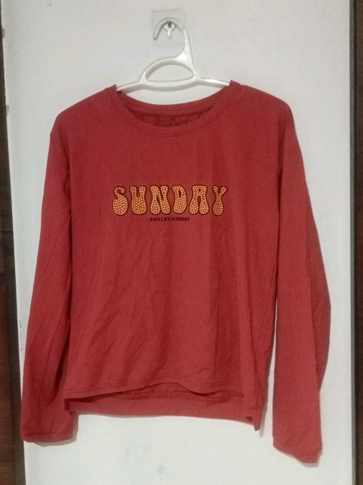 Red "Sunday" Graphic Long Sleeve Top