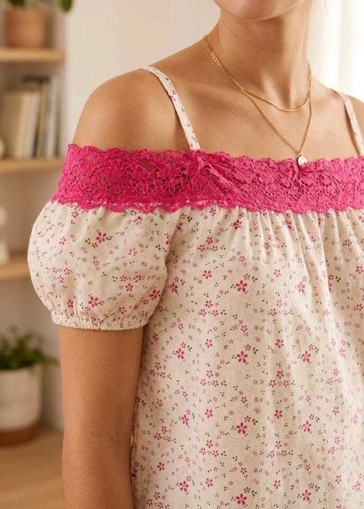 Off-the-shoulder Floral Top