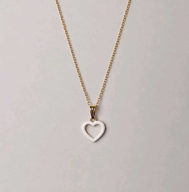 White Heart Pendant Necklace