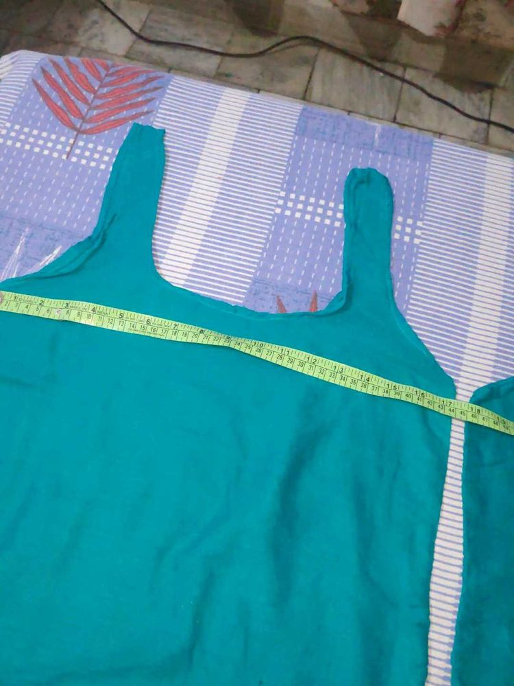 slim size camisoles set of two