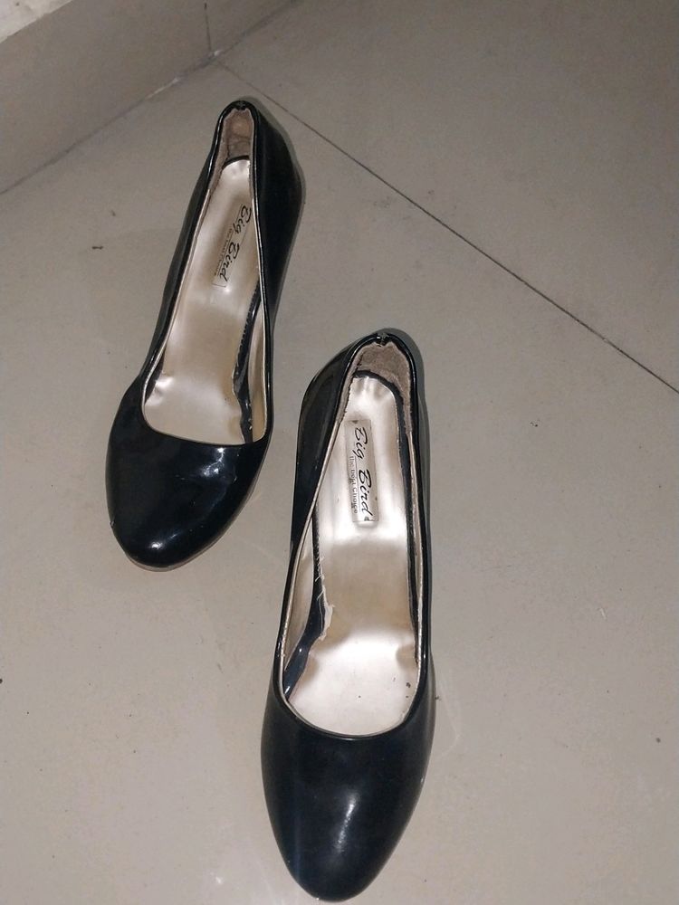 Brand Footwear