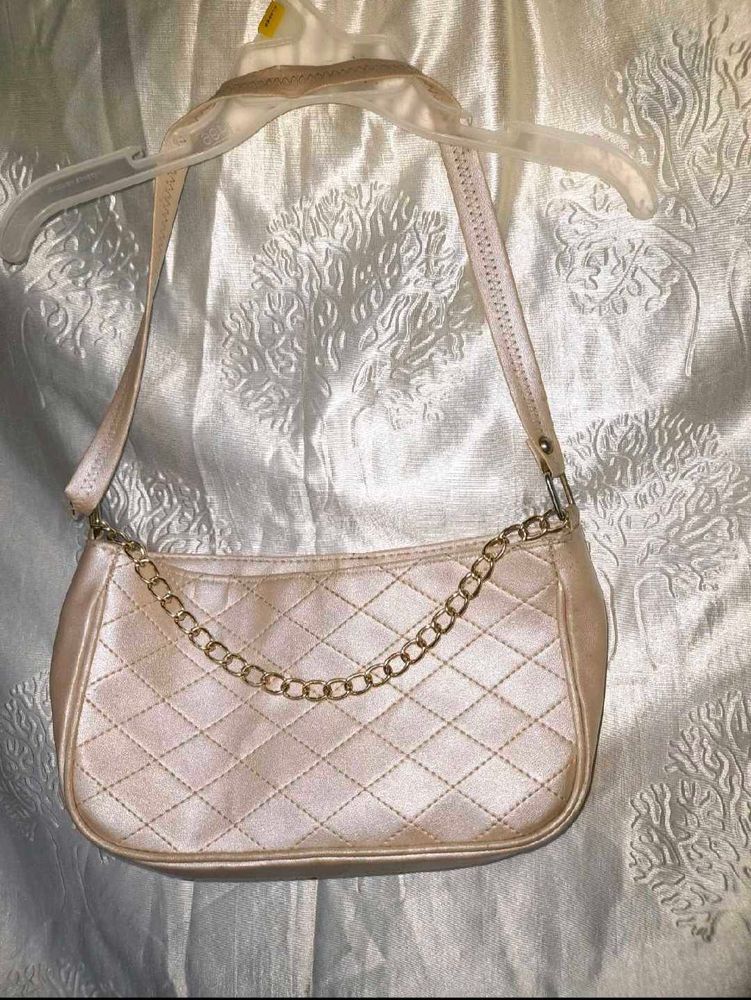 Shoulder Bag with Chain