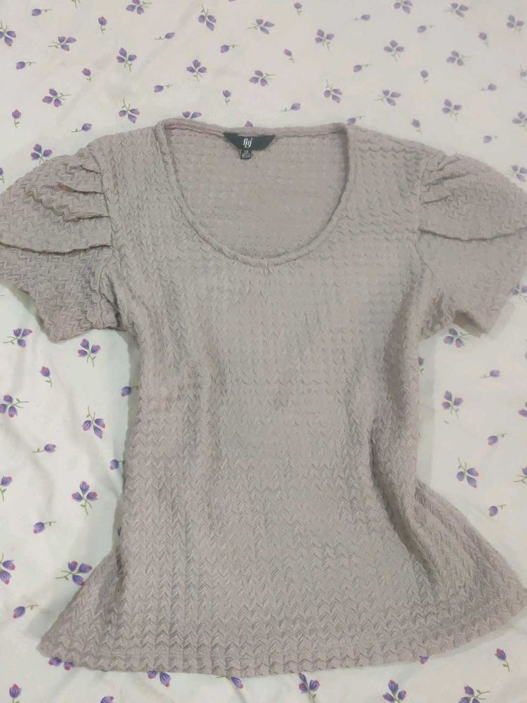 Textured Puff Sleeve Top