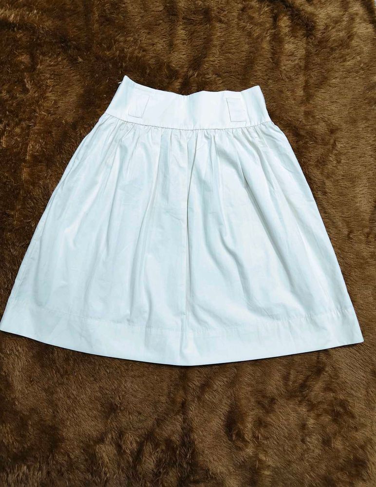 Chic White Pleated Skirt