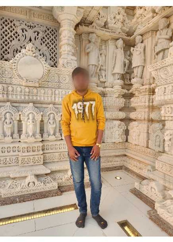 Men's Yellow 1977 Graphic Hoodie