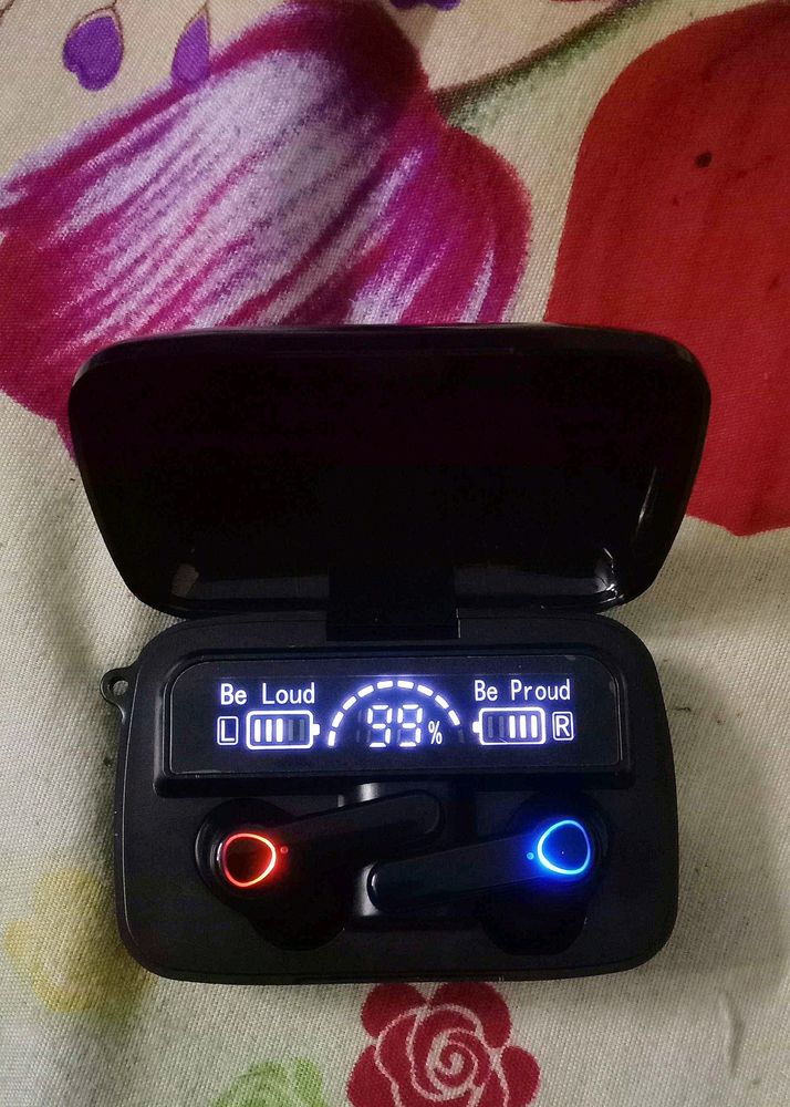 Wireless Earbuds with Charging Case