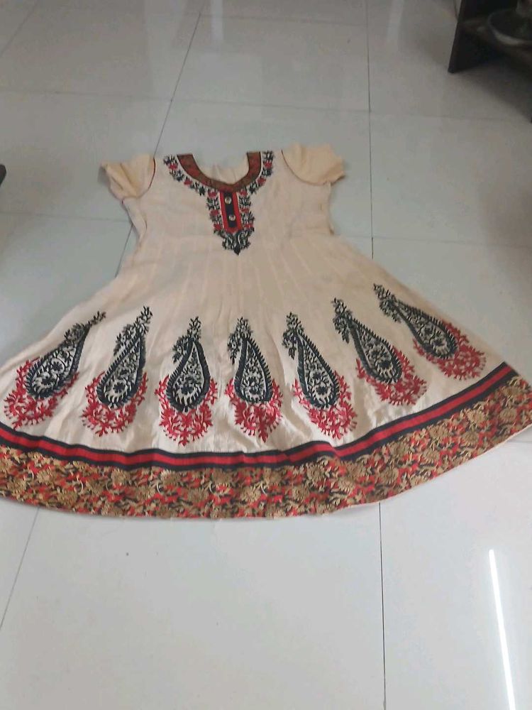 Elegant Cream Embroidered Ethnic Anarkali