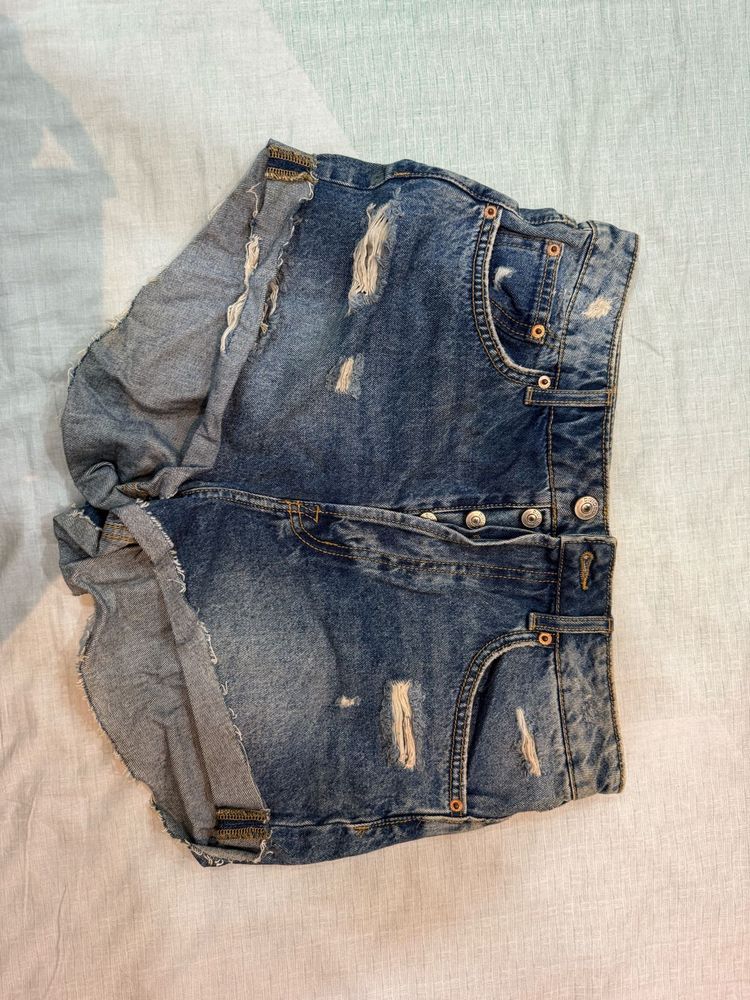 H&amp;M ORIGINAL-Distressed Blue Denim Shorts