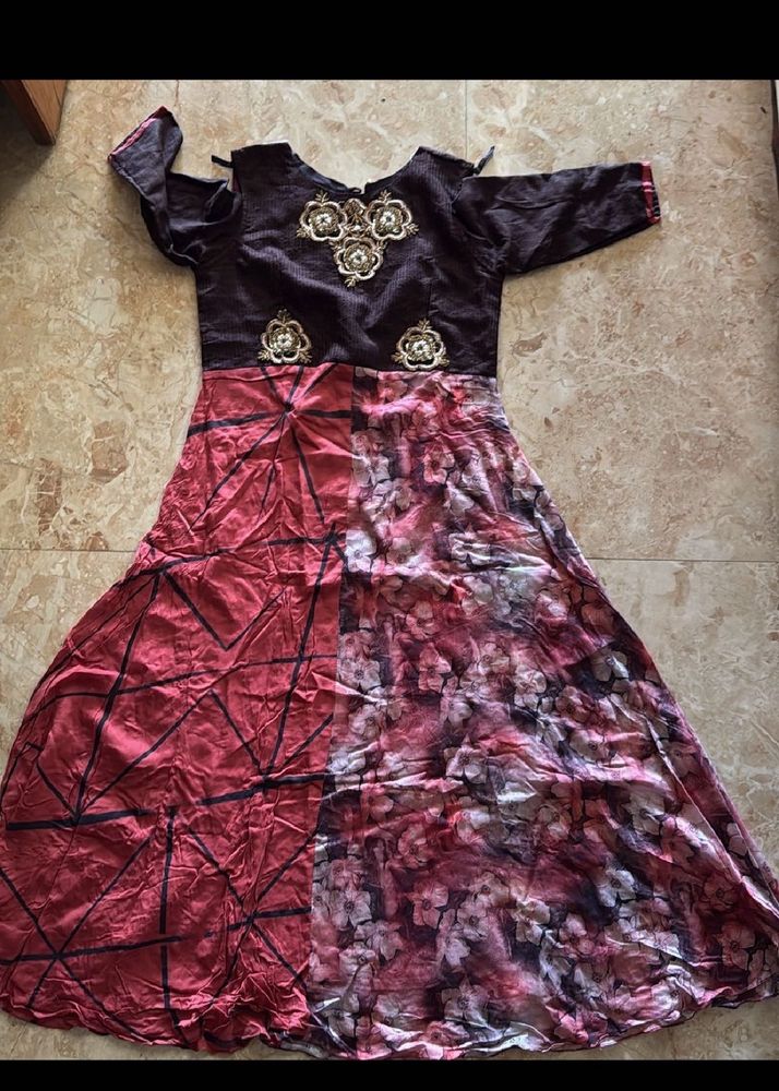Elegant Cold Shoulder Maxi Dress