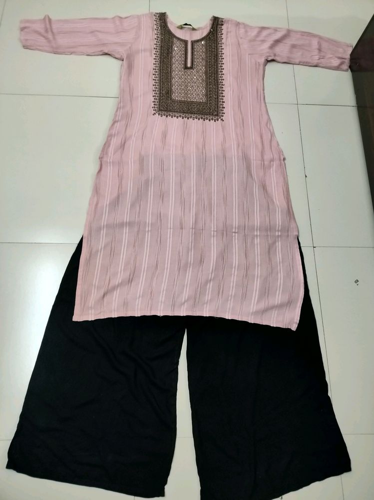 200 For One Superb 🍑kurta black⚫plazo