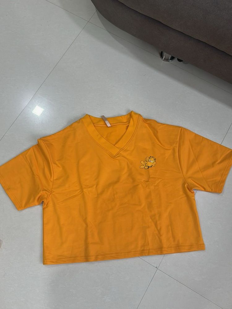Cute Yellow V-Neck T-Shirt and pajama set