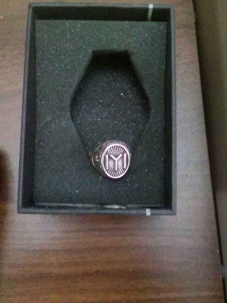 Unique Design Silver Ring